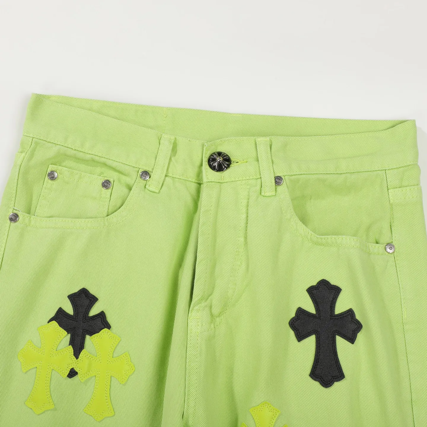 P270 💰 (Top version) Chrome hearts CH green cow king Yang Mi same style sex recods limited green cow jeans Really restores the ultimate texture of Vintage Special Italian cowhide printing and cutting Customized sheepskin three-layer thick line leather The whole body is spliced in heavy water washing process Craftsmen hand-splash ink You can see the details Three-dimensional cutting version Loose and comfortable, not picky about the figure Look taller and thinner Large factory Seiko Original factory quality control Same style for men and women. Can be matched with couples. Versatile recommendation. Must-have jeans for all seasons. Color: green Size: 28-30-32-34 (corresponds to S-M-L-XL)